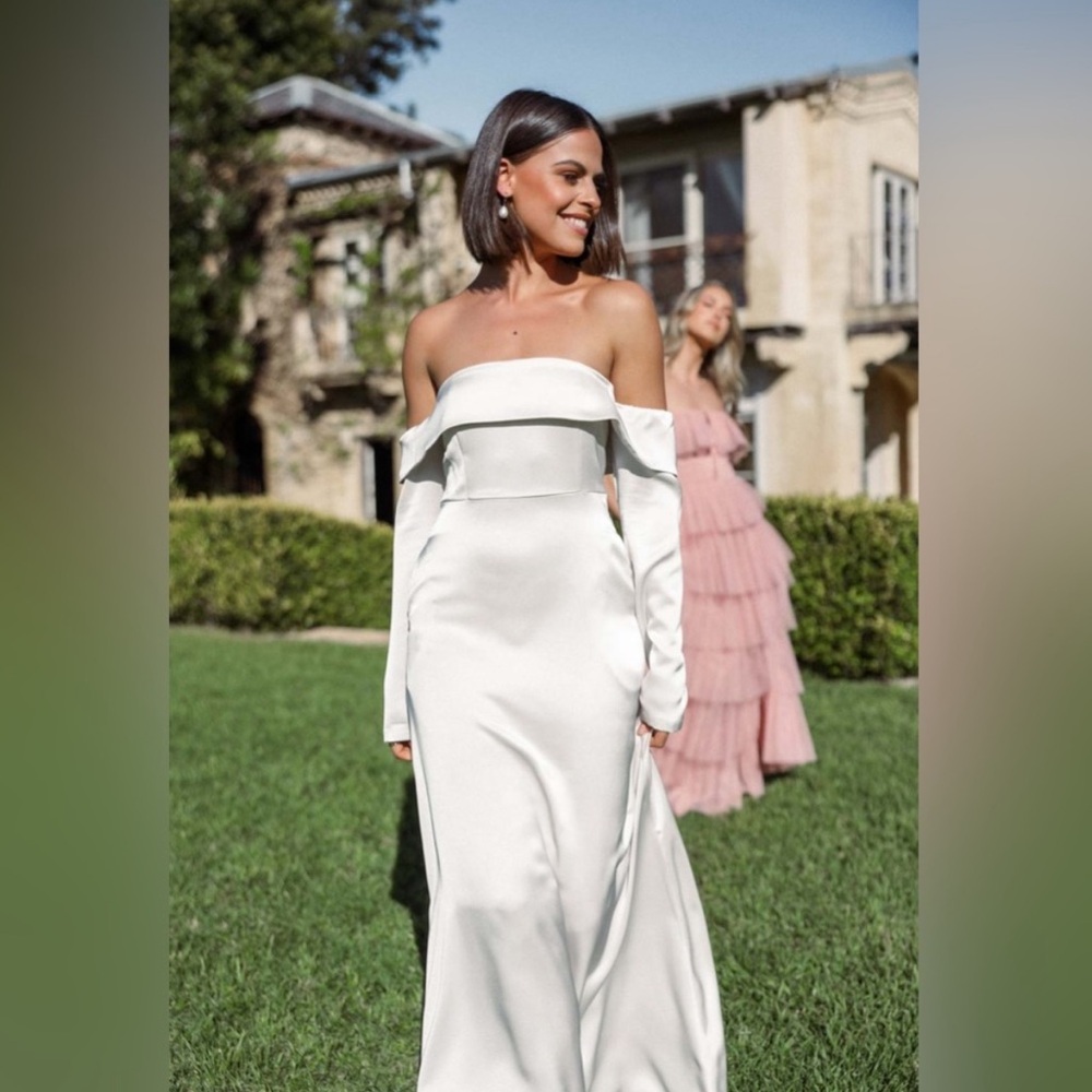 Petal & Pup Gigi Off Shoulder Maxi Dress